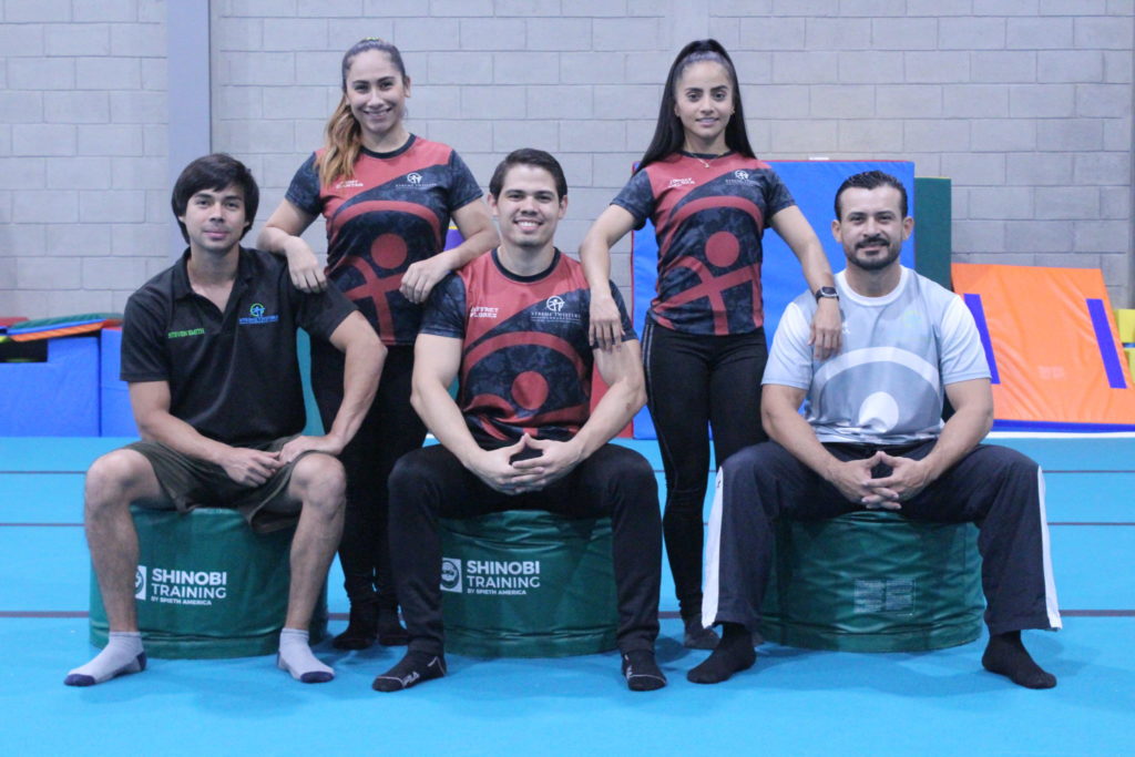 Parte del equipo que dirige Xtreme Twisters. Foto HSI/Reiner Germer