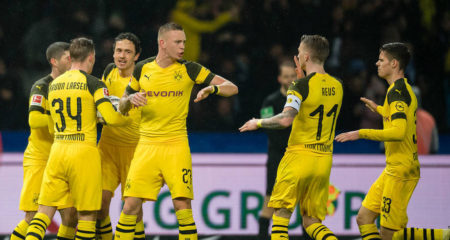 Dortmund también sigue pujando por la Bundesliga. Foto Getty
