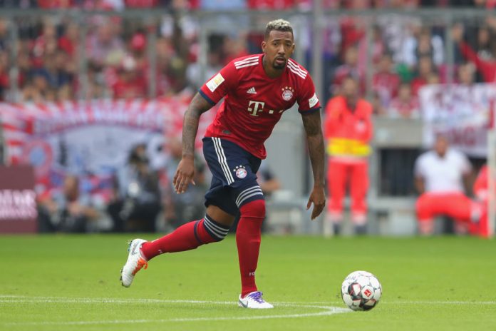 Jerome Boateng del FC Bayern München posible dé un paso a un costado. Foto AP