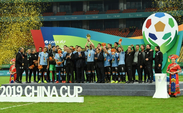 Los jugadores de Uruguay celebran el triunfo de la China Cup