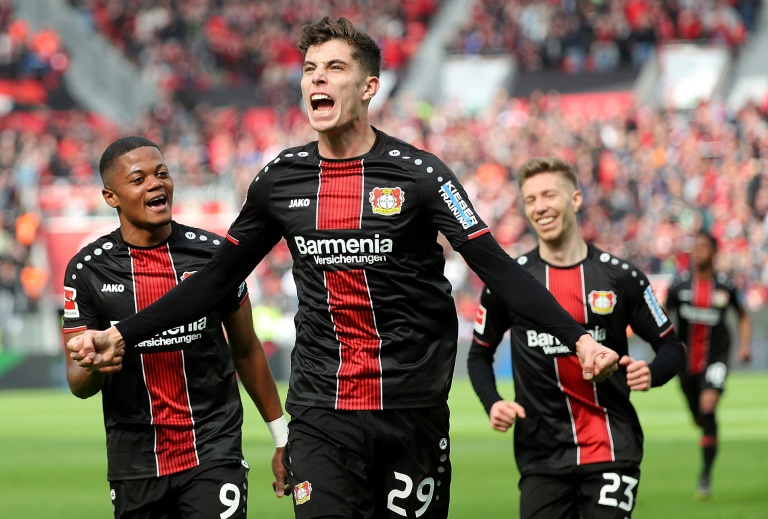Bayer Leverkusen golea en Augsburgo y se asienta en puestos europeos