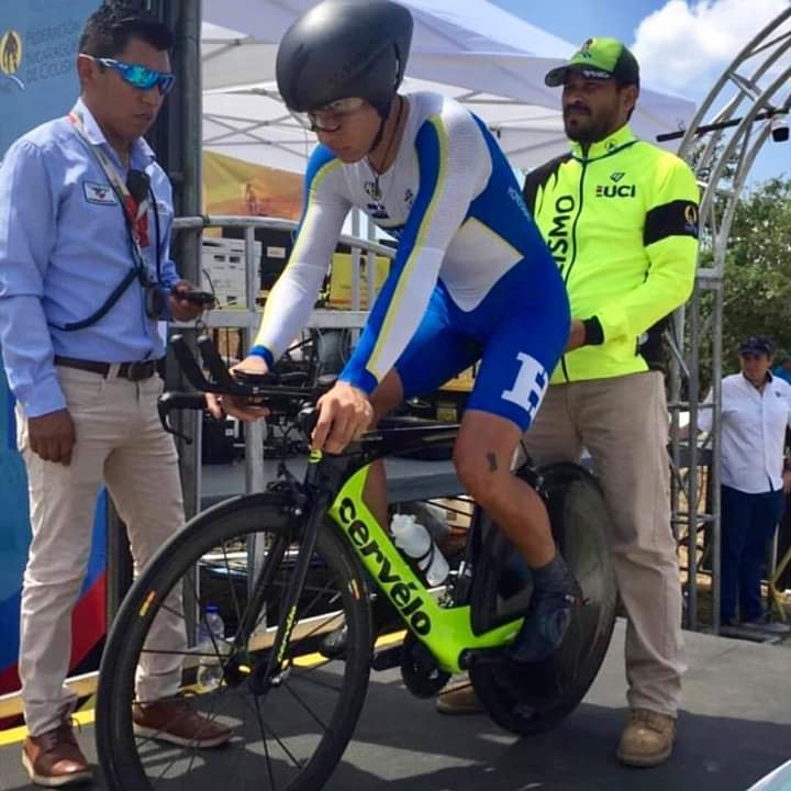 Luis López se destacó en el Centroamericano de ciclismo de ruta.