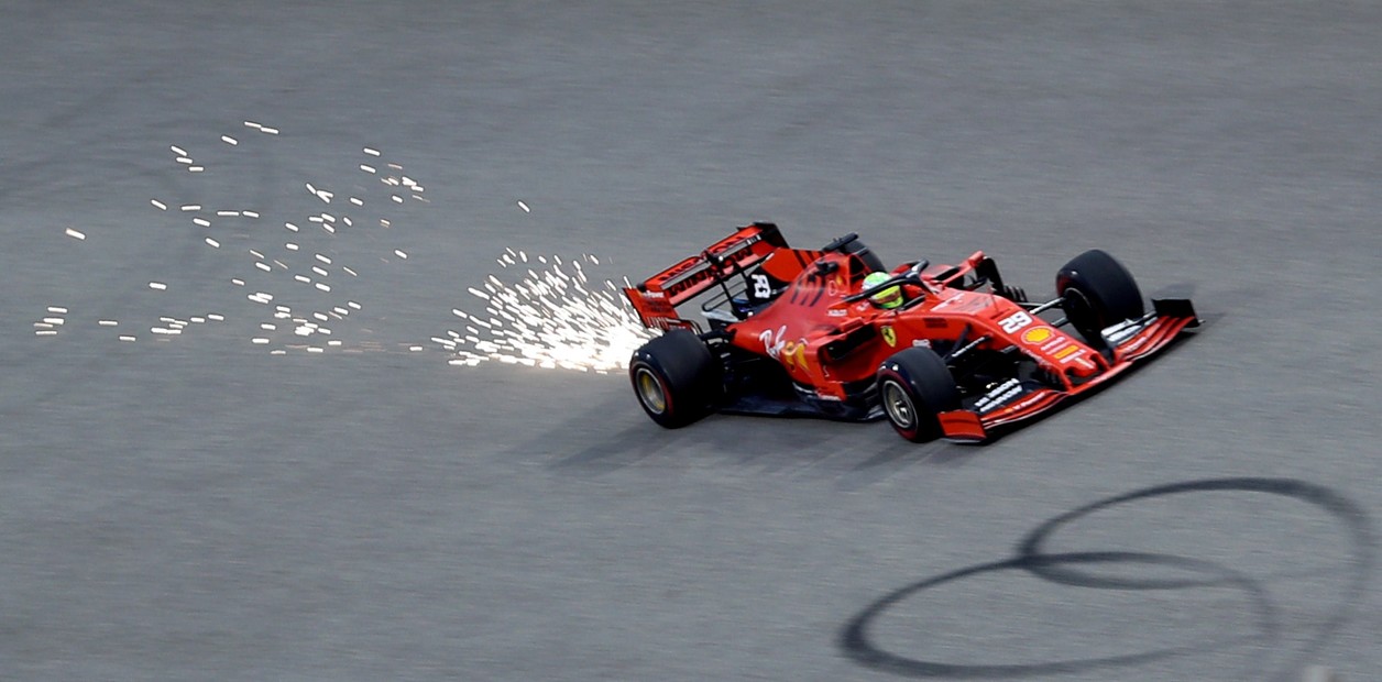 Mick Schumacher pilota por primera vez un Ferrari