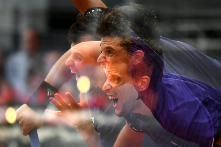 Nadal-Tsitsipas y Djokovic-Thiem en 'semis', Federer cae en Madrid