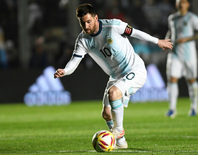 Oficial: sanción de tres meses a Messi por declaraciones contra Conmebol