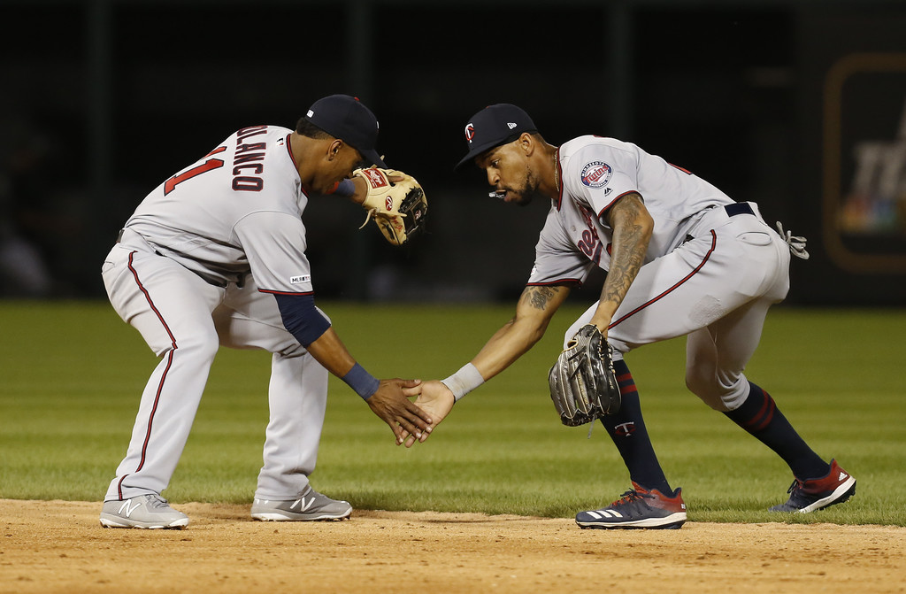 MLB: Polanco, Sanó y Schoop rompen bates frente a los White Sox