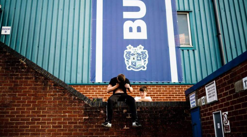 Bury FC, de 134 años de fundación, expulsado de la EFL