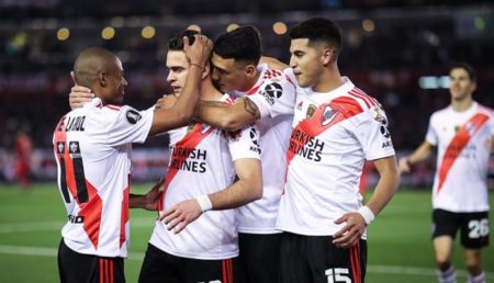 River Plate celebra el gol del jugador uruguayo De La Cruz. Foto Cortesía