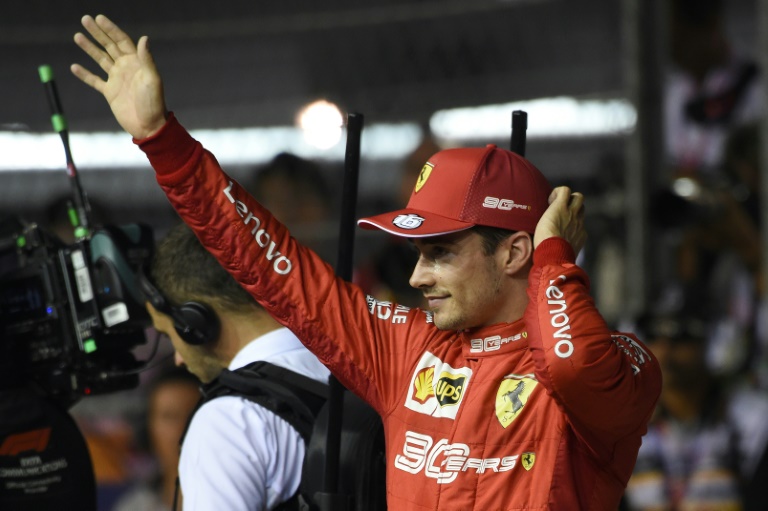 Leclerc da a Ferrari una inesperada 'pole' en GP de Singapur