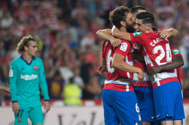 Barcelona naufraga en Granada y el Atlético falla contra el Celta