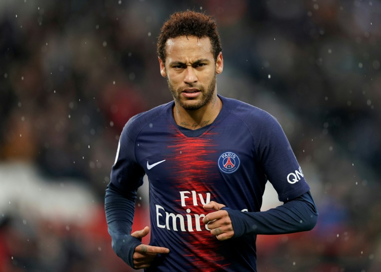 Sin moverse del PSG, Neymar animó el mercado de fichajes