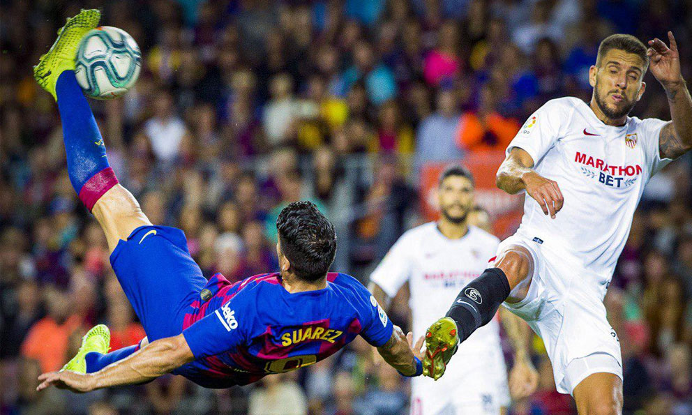 El FC Barcelona arrolla al Sevilla y mantiene pulso por LaLiga
