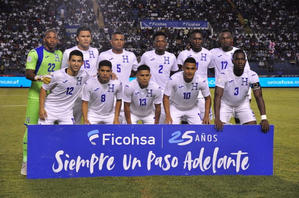 Honduras golea a Trinidad y está más cerca del Hexagonal Final