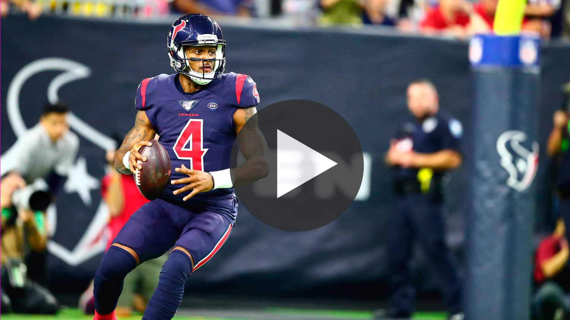 Deshean Watson guía a los Texans a la victoria y a posiciones de Playoffs