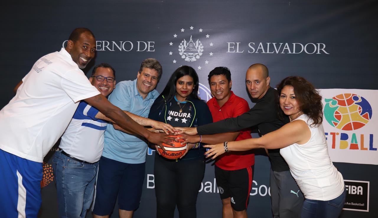 Carmen Cubas representó a Honduras en America Mini Basket Convention