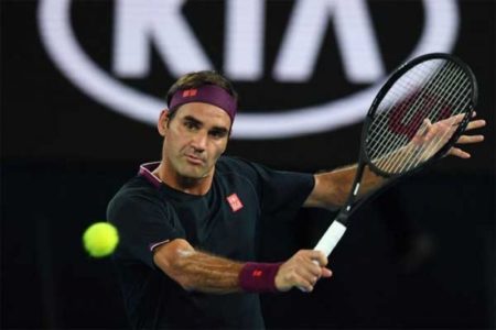 AO: "Nole" y Federer barren a sus rivales y están en tercera ronda