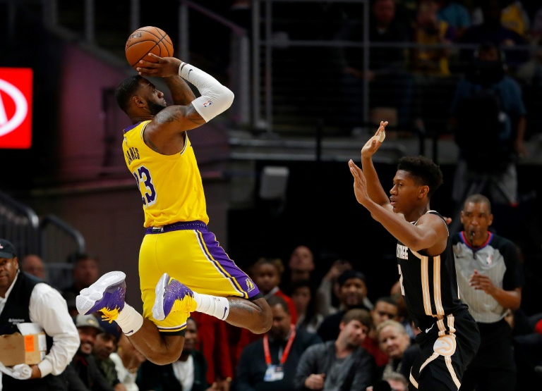 NBA: LeBron logra nueva marca personal pero Lakers pierden