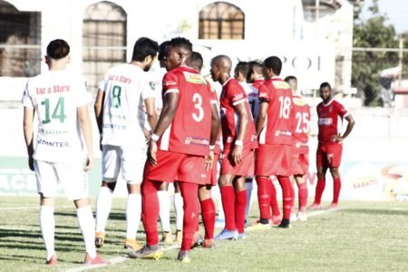 Platense y Real Sociedad empataron a un gol en el Excelsior.