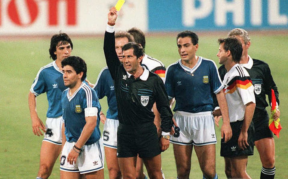 Referí de la final del 90: "Maradona es de lo peor que he conocido"