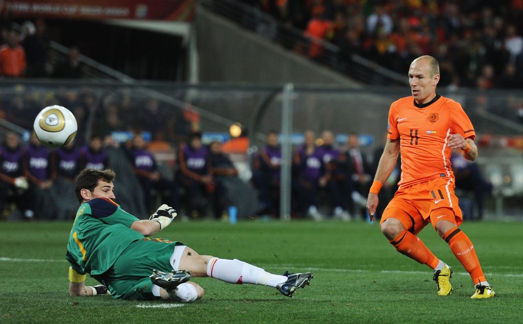 Iker Casillas: "Mi mejor parada se la hice a Robben en la final"