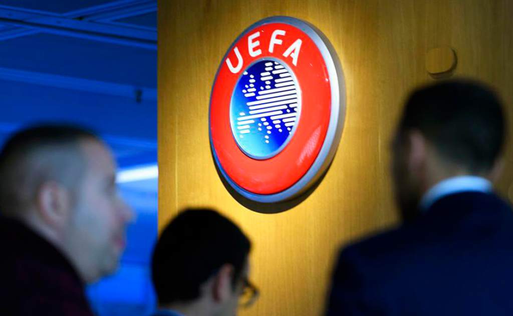 La UEFA abre la opción que ligas terminen sus torneos