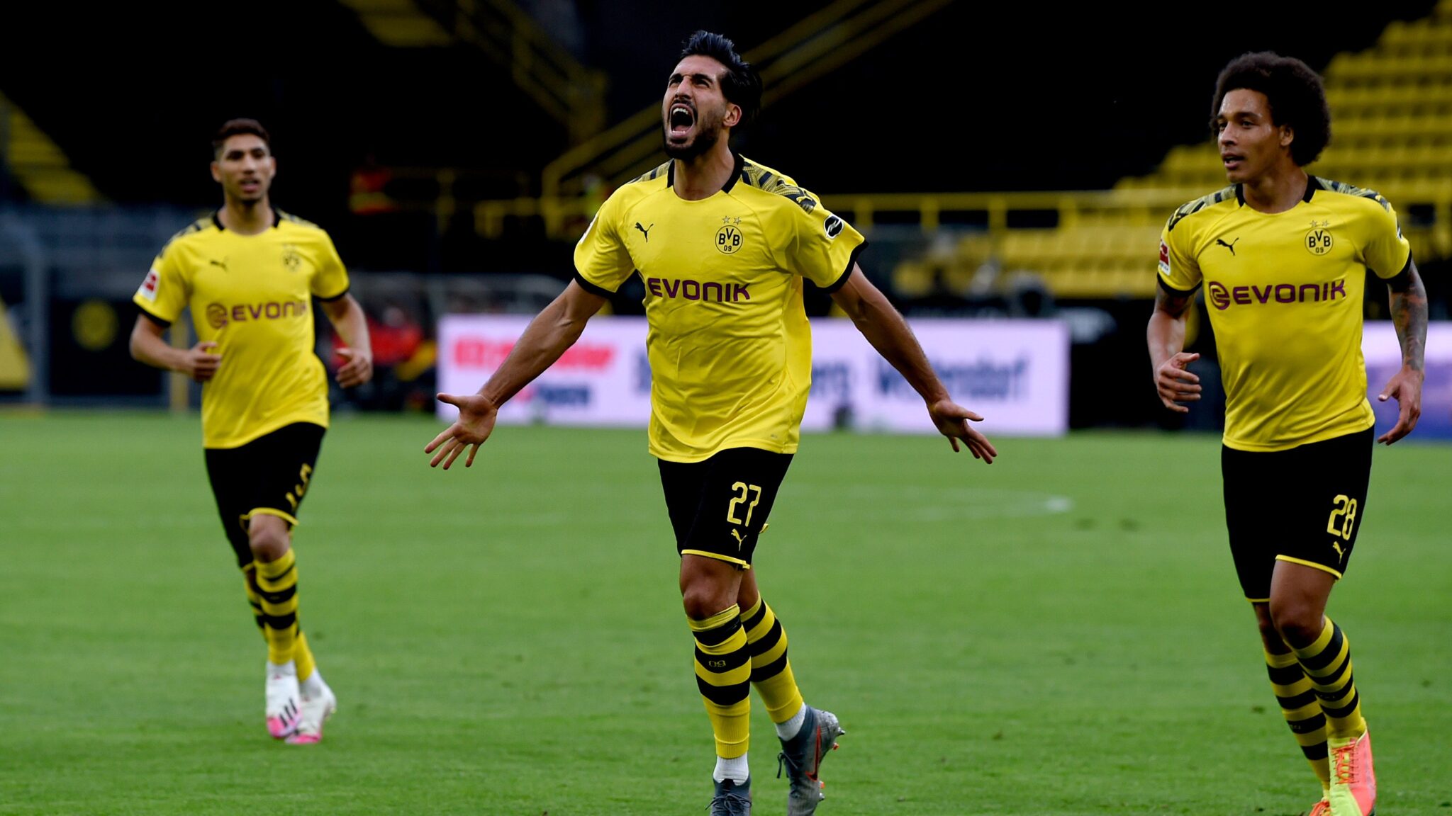 Emre Can celebra su anotación. Foto Borussia Dortmund