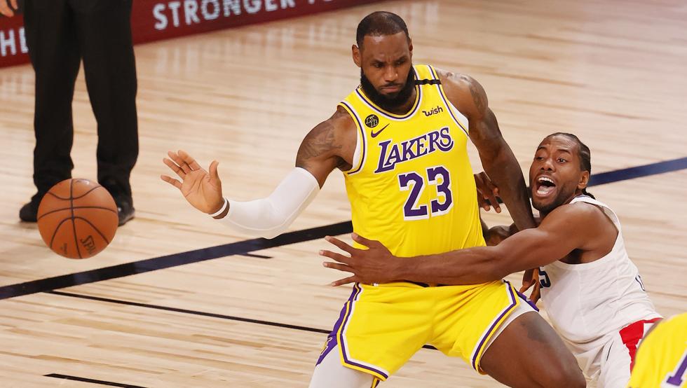 Lakers vencieron a los Clippers en el reinicio de la NBA