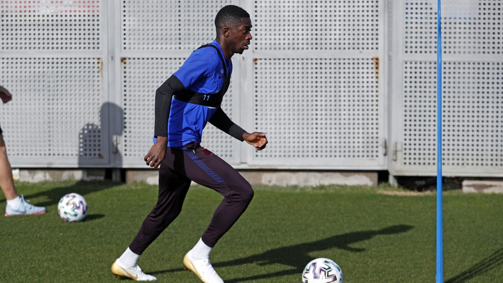 Ousmane Dembélé podría llegar a jugar frente al Napoli