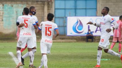 Olimpia festeja una de los goles. Foto Olimpia