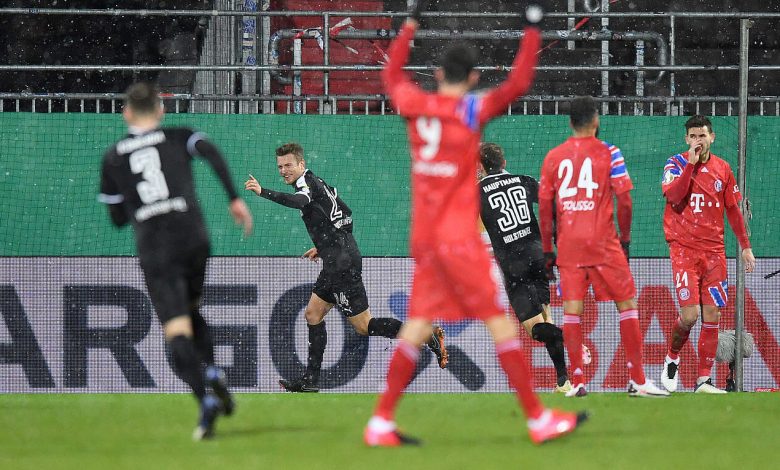 Holstein Kiel, de tercera división, echa al Bayern de la Pokal
