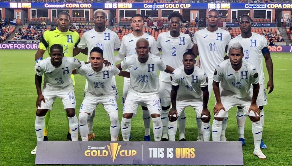 Honduras debuta en la Copa Oro con triunfo ante Granada