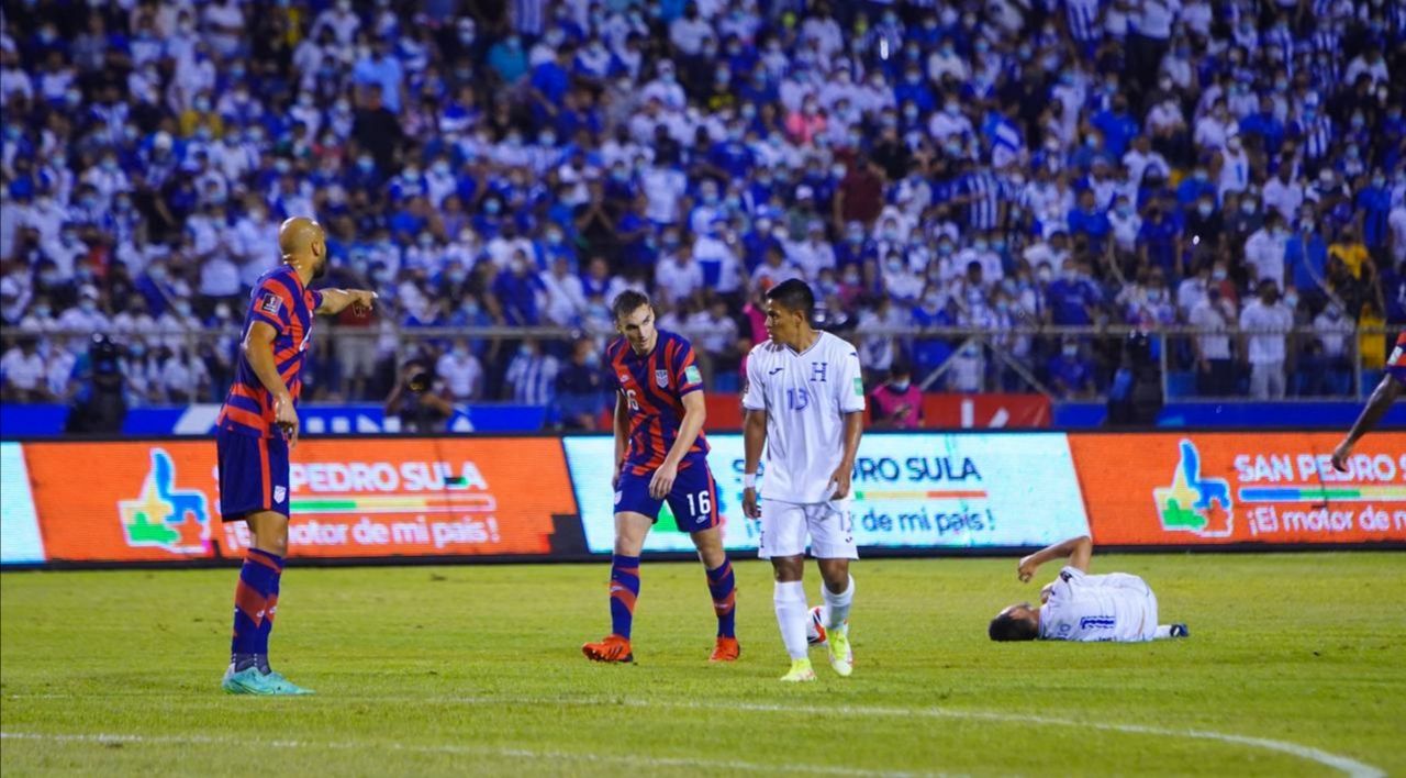Vídeo: Estados Unidos remonta y sale con tres puntos de Honduras