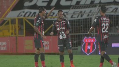 Vídeo: ¡Bombazo! Alexander López marca su tercer gol de la temporada en Costa Rica