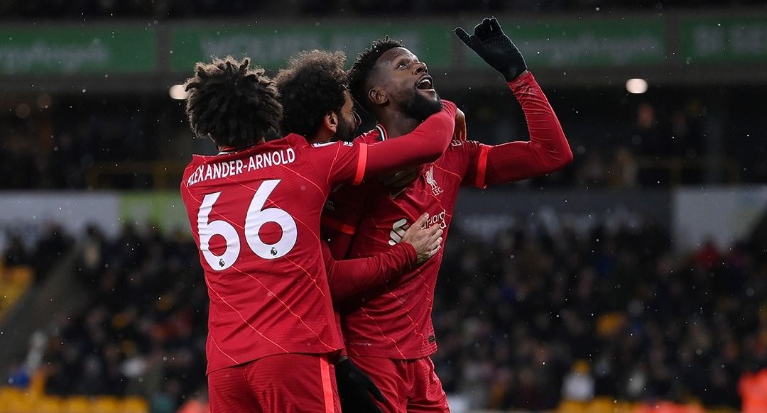 Vídeo: Liverpool gana en el descuento ante Wolves y es líder tras caída del Chelsea