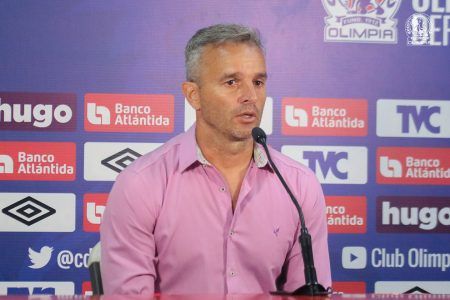 Lavallén: "El equipo mejoró su performance y llegaron los goles"
