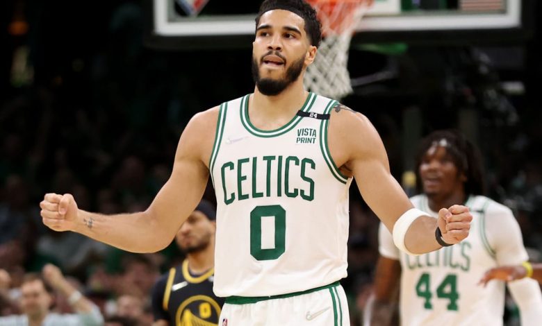 Celtics vencen a Warriors en el juego 3 y se ponen en ventaja en finales de la NBA