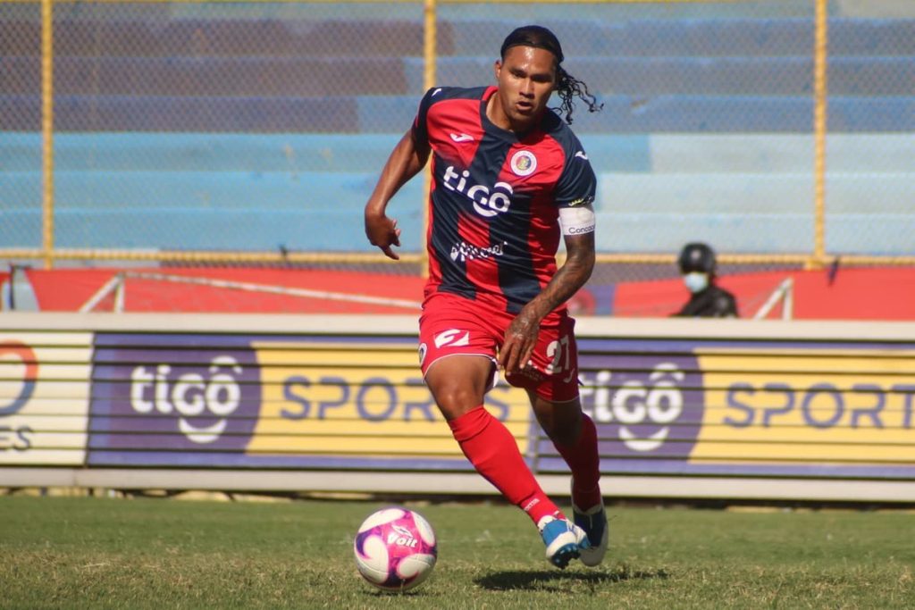 ¡Bombazo! Carlos 'Gullit' Peña nuevo refuerzo del Vida