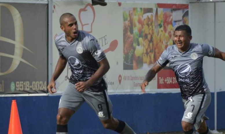 Vídeo: Eddie Hernández da triunfo por la mínima al Motagua ante Olancho FC
