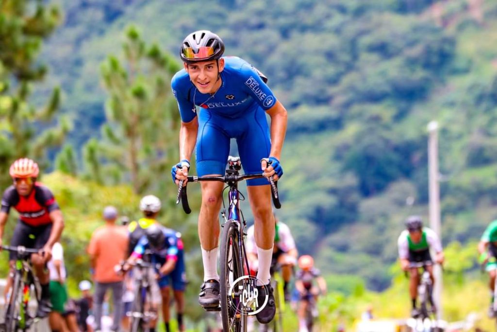 Luis López campeón de puntos y de la montaña en el Tour de Panamá