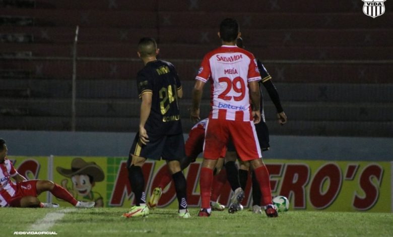 Olancho FC recibe a un CDS Vida enchufado