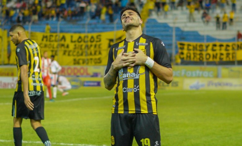 Ramiro Rocca llegó a 100 goles en Centroamérica