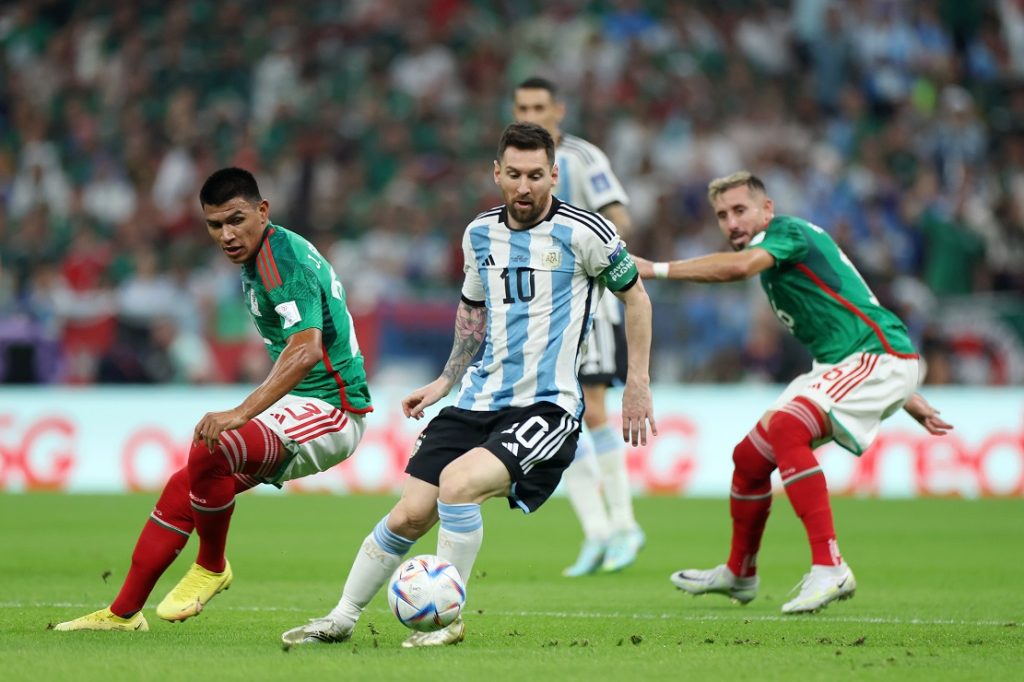 ¡La albiceleste acaricia su pase! Messi y Fernández lideran triunfo de Argentina sobre México