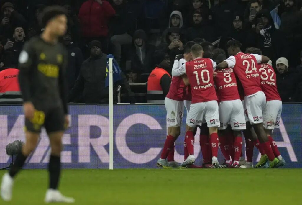 PSG empató 1-1 ante el Reims y cede terreno en la Ligue1