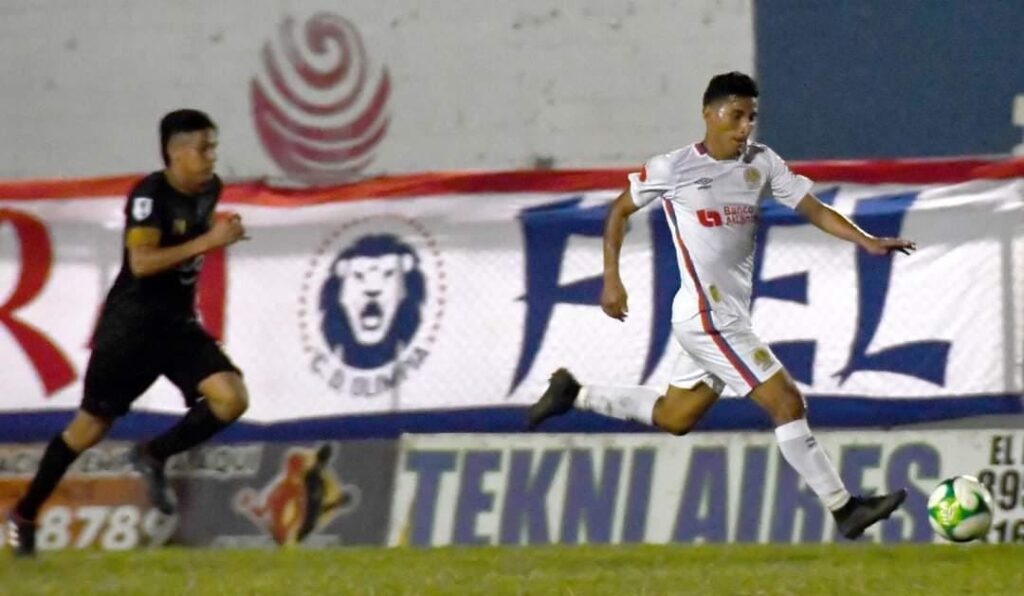 Olimpia con efectividad derrota al Honduras Progreso que plantó cara