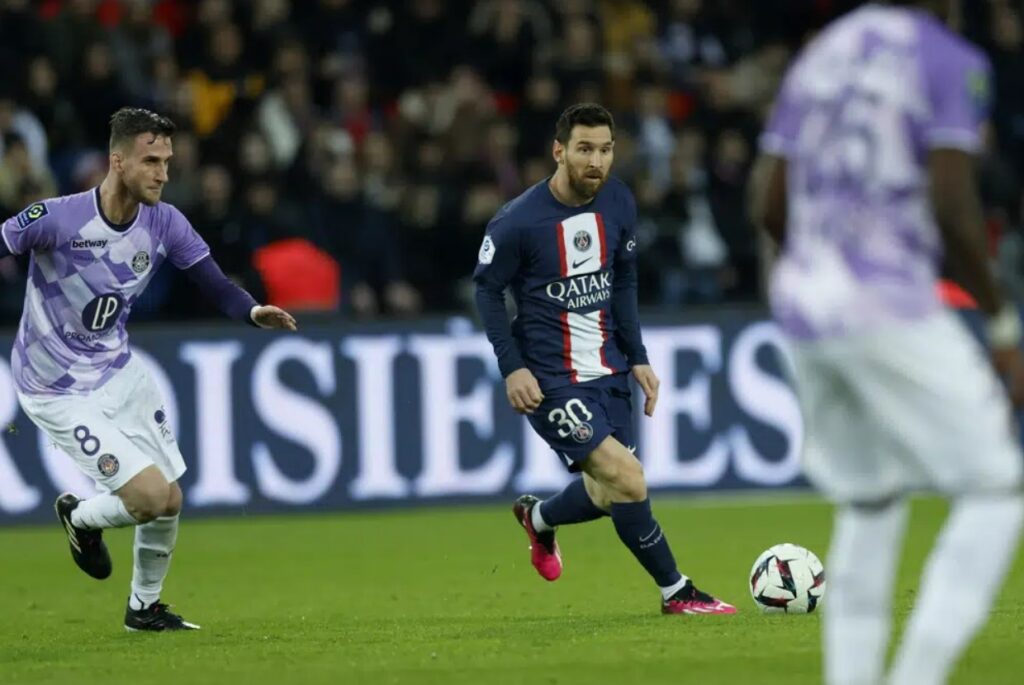 Lionel Messi le da el triunfo mínimo al PSG en la Ligue1