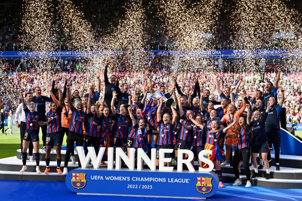 El FC Barcelona femenil remonta para llevarse la UEFA Champions League