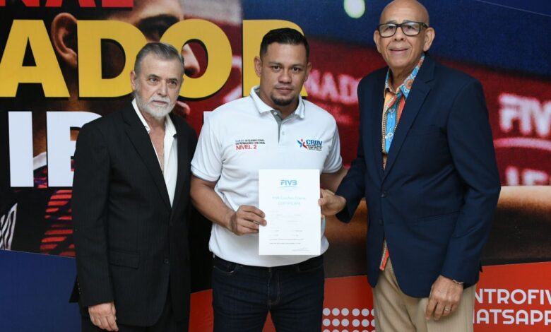 René Medina de Warriors MSPS obtiene certificación Nivel 2 de voleibol