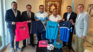 Honduras recibe donativo de Diunsa para Mundialito de Integración
