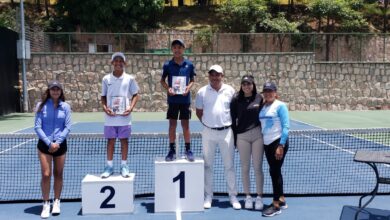 Christofer Núñez consigue el bicampeonato del Junior Bowl de tenis