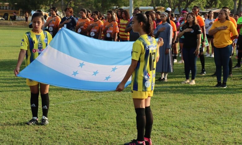 Copa Mariachi Huriver Femenina 2024 abrió de tremenda forma